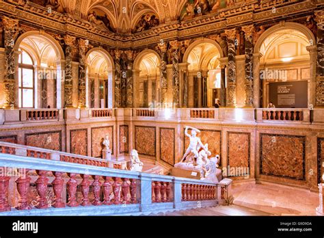 interior of the Kunsthistoriches museum in Vienna Stock Photo - Alamy