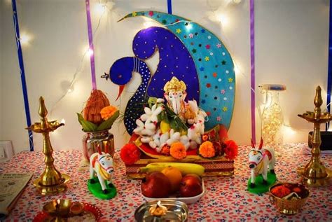 DIY Ganpati makhar | Ganpati decoration theme, Ganpati decoration design, Cardboard crafts ...