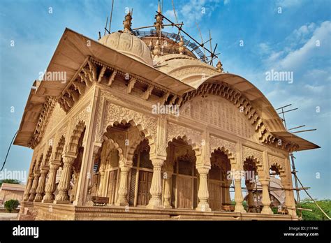 Kusum sarovar ancient abandoned temple in India UP Stock Photo - Alamy