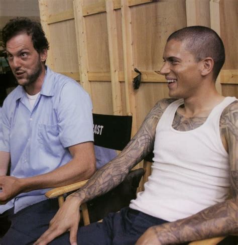 Behind the scenes / Michael & Haywire | Prison break quotes, Prison break, Wentworth miller ...