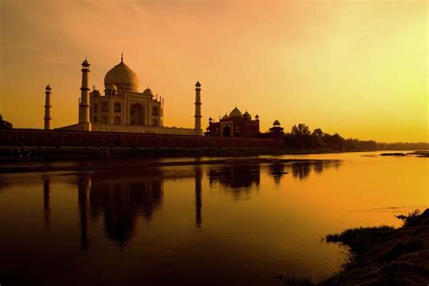 The 7 Wonders of India, The Magnificent Seven Wonders of India - Treebo