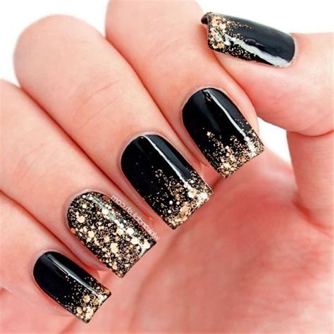 Black & Gold nail idea. | Black gold nails, Gold nail designs, Trendy nails