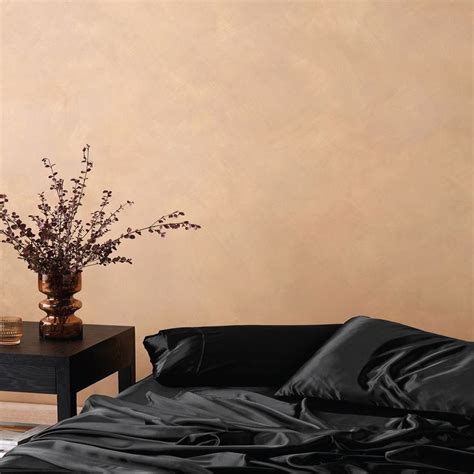 SATIN SHEET KING BLACK – Dubai Centre