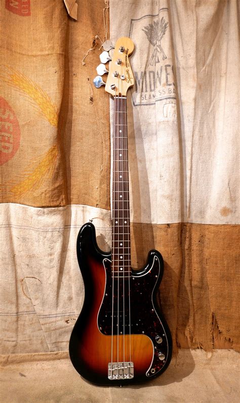 1983 Squier Fender Precision Bass SQ Sunburst > Guitars Bass | Southside Guitars