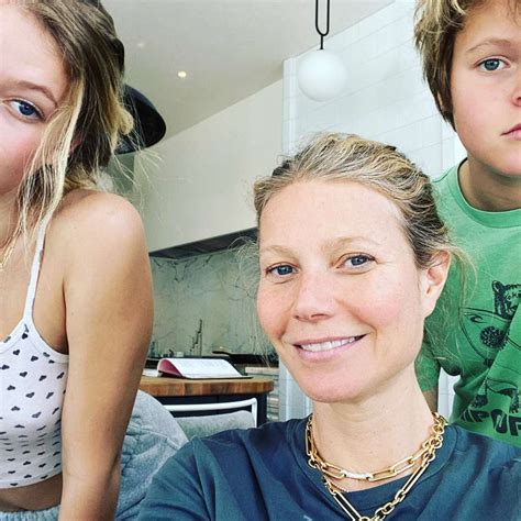 Gwyneth Paltrow Goes Makeup-Free in a Rare Photo with Kids Apple and Moses