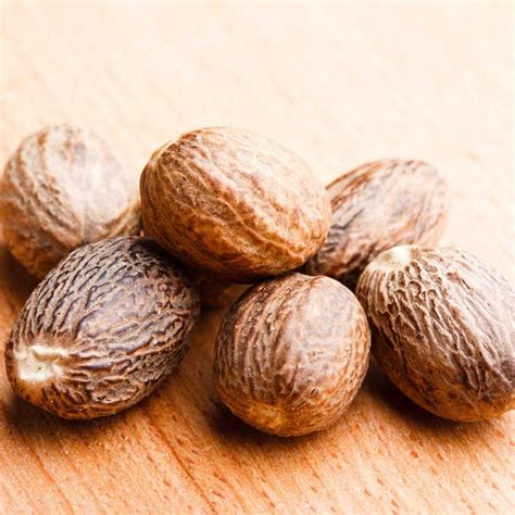 What are Nutmeg & Mace and its benefits? - Amchur