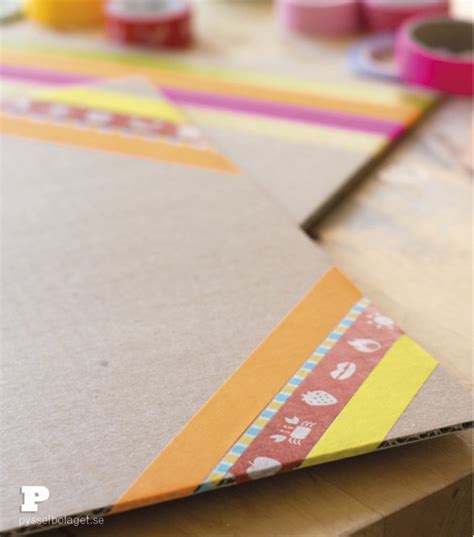 Make Cardboard Mats for messy crafts - Pysselbolaget