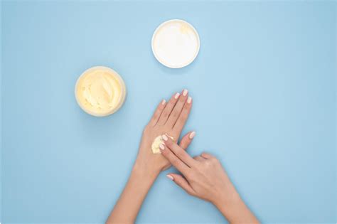 Hand Care: How to Treat Dry Hands