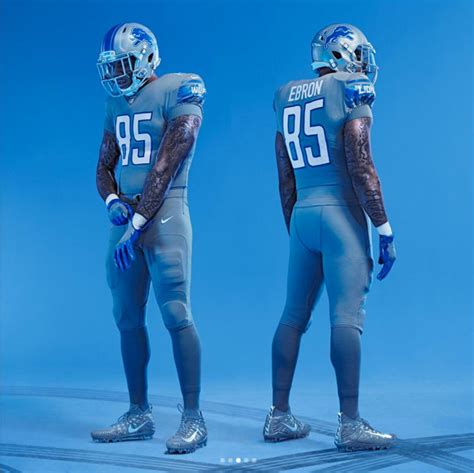 The Detroit Lions Unveil Their New Uniforms - Daily Snark