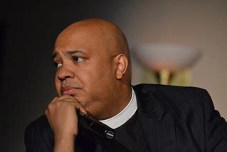 The Man Behind the Mic and Collar | Rev Run, the man behind … | Flickr