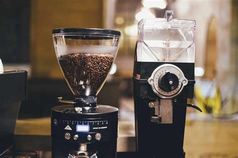 Top 5: The Best Coffee Grinder Reviews of 2022