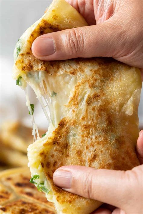 Cheese Roti Canai - El Mundo Eats