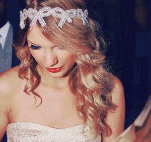 Boho Headband Trend + Taylor Swift’s Headband Styles - 7 Beauty Tips