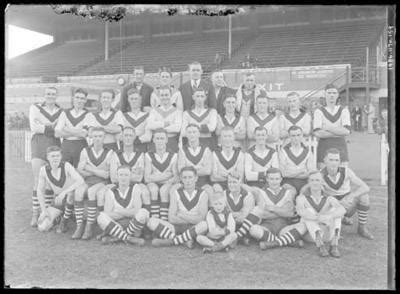 Glass negative, image of South Melbourne Football Club team - Australian Sports Museum