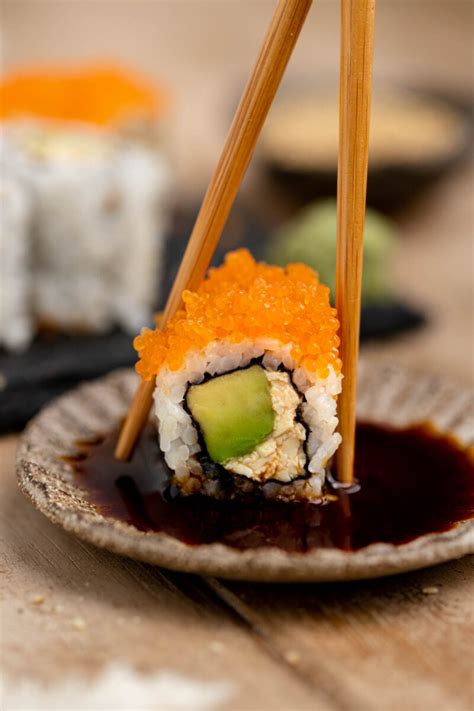 Vegan California Roll • Vegan Everytime