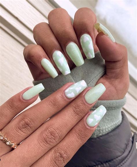 15 Top Spring Nail Colors for 2021 - An Unblurred Lady | Green acrylic nails, Acrylic nails ...
