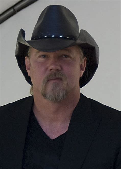 Trace Adkins Height, Weight, Age, Girlfriend, Family, Facts, Biography