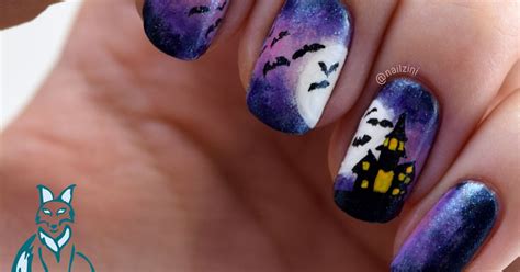 Haunted House with Bats Nail Art | Nailzini: A Nail Art Blog