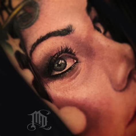 Realistic eye tattoo by Mike DeVries: TattooNOW