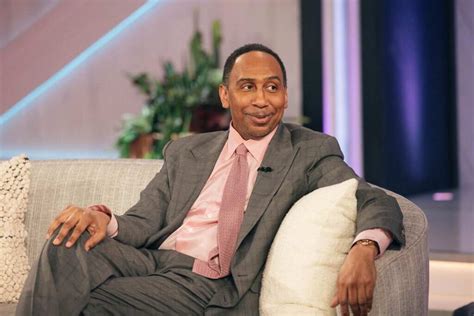 Does Stephen A. Smith have a wife? A look at his relationships - Legit.ng