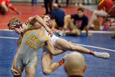 2011 Iowa High School State Wrestling Tournament | Iowa Sports Photography » ZTS PHOTO