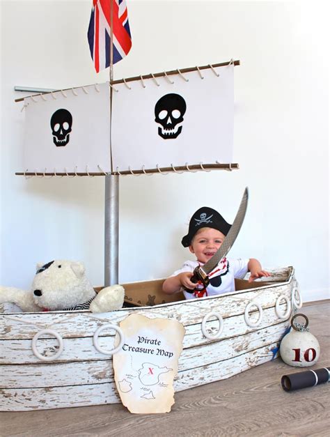 Cardboard Box Pirate Ship | Kid-Friendly Crafts | POPSUGAR Family Photo 19