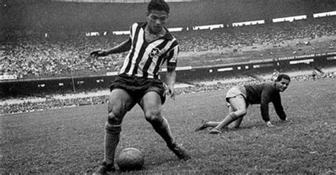 Portrait of an icon: Garrincha - Football365