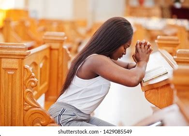 African American Woman Praying Church Believers Stock Photo 1429085549 | Shutterstock