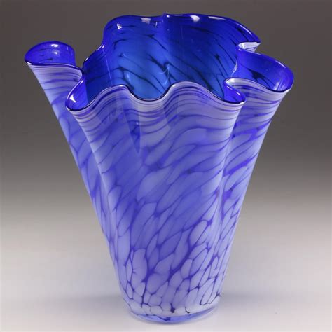 Alicja Handmade Polish Art Glass Vase | EBTH