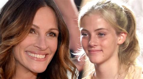 At 17, Julia Roberts’ Daughter Hazel Moder Looks Just Like Her