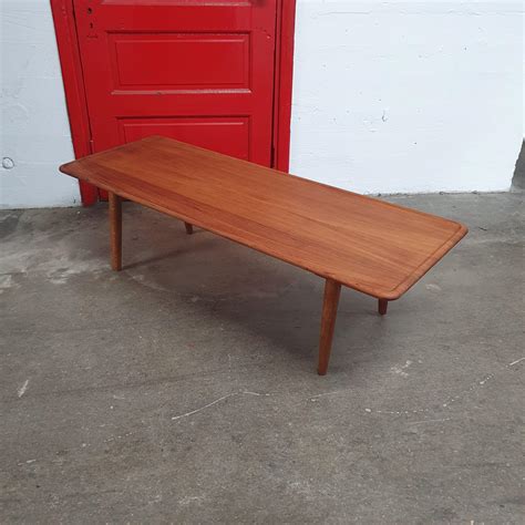 Hans Wegner for Andreas Tuck Teak and Oak Coffee Table For Sale at 1stDibs | andrea's table