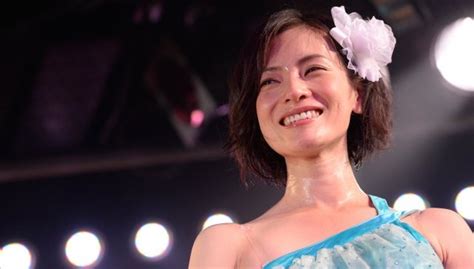 38-year-old AKB48 member announces graduation in new CM | ARAMA! JAPAN