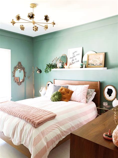 Green Bedroom Ideas - Design Corral