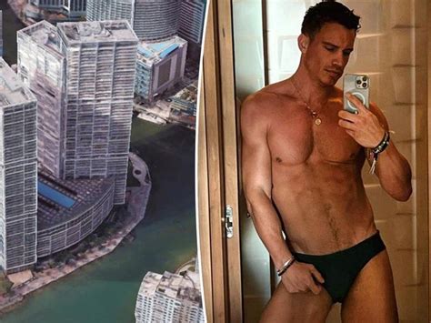 Model Jeff Thomas Fell To His Death While Taking A Selfie: Agent