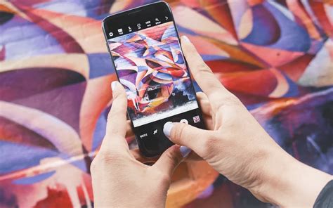 What is Mobile Phone Art and Why It’s Becoming Popular - LoadHow