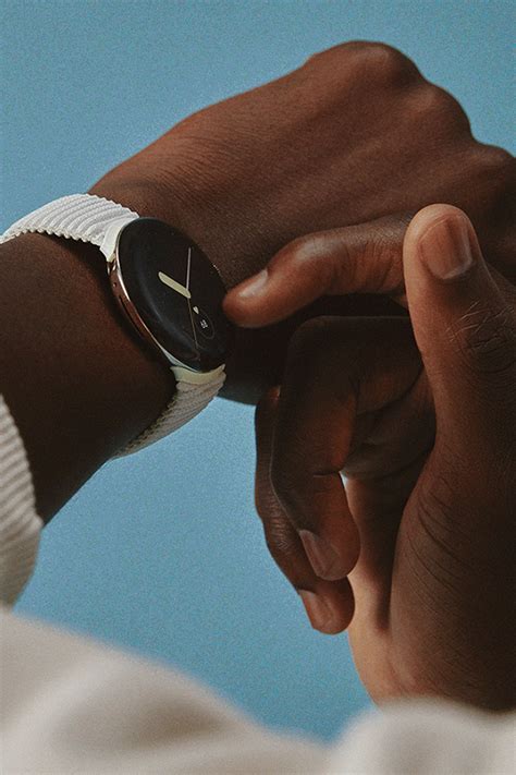 Google Introduces its First Smartwatch, Google Pixel Watch – MV+