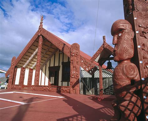 Ohinemutu Maori village, Rotorua. North … – License image – 70090115 lookphotos