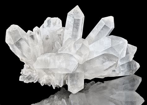 Quartz Crystals for Healing and Health - The Complete Guide (2023)
