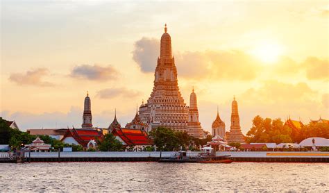 Wat Arun Temple (1)