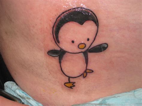 Penguin yes yes yes Smile Tattoo, I Tattoo, Paw Print Tattoo, Love Tattoos, New Tattoos, Girl ...