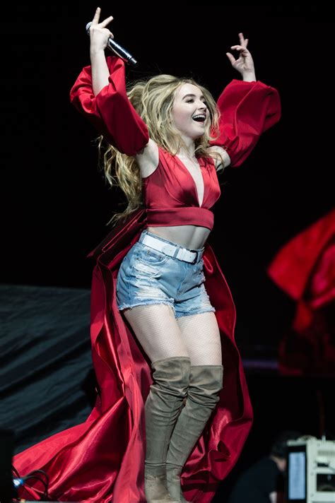 Sabrina Carpenter Performing at the O2 Arena, London, 05/13/2017 ...