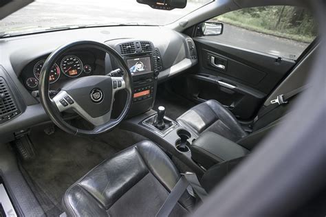 2005 Cadillac CTS-V - Information and photos - MOMENTcar