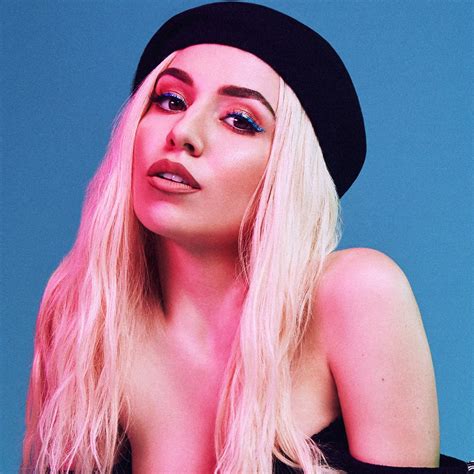 Ava Max Sweet but Psycho Review : CillaCritic Ava Max