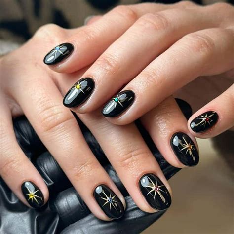 54 Black and Gold Nails: Stunning Ideas for Elegant Nail Art