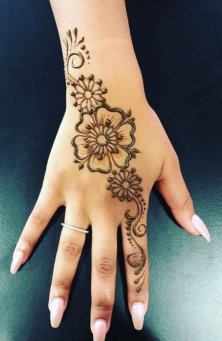 30 Beautiful Henna Tattoo Design Ideas & Meaning | Henna tattoo designs ...