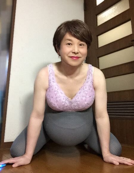My big round belly #6 | Natsumi Umino | Flickr