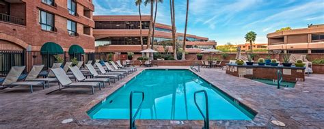 Downtown Hotel in Old Town Scottsdale | Scottsdale Marriott Suites Old Town