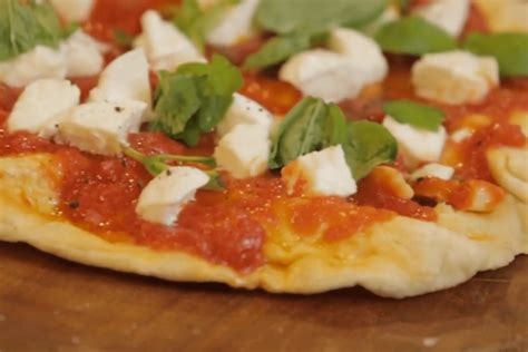 Pizza: World's Most Expensive Pizza Sells For $450