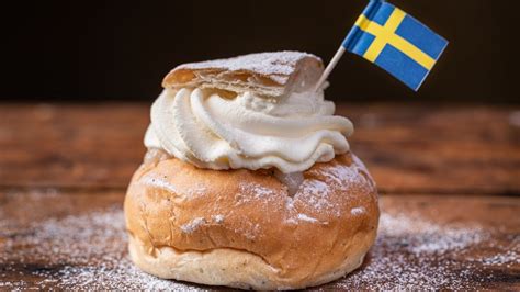 Iconic Swedish Foods You Need To Try Before You Die - YouTube