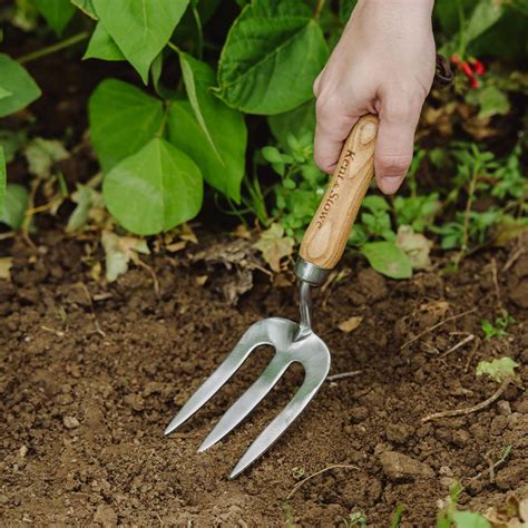 Kent & Stowe Garden Life Stainless Steel Hand Fork | ecostore.ie Ireland